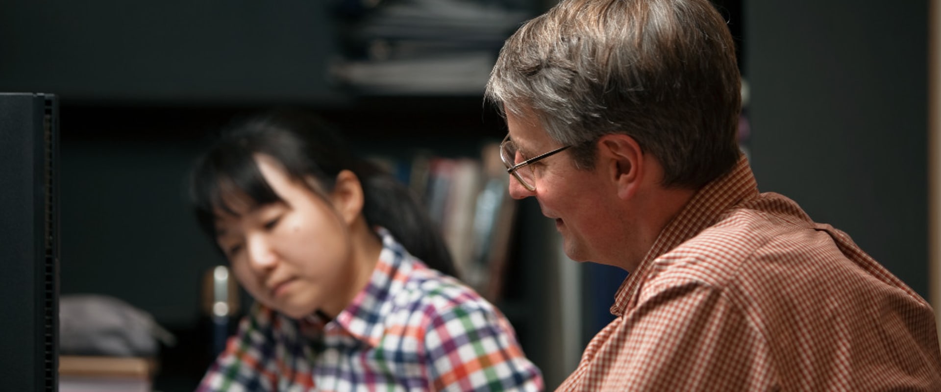 How to Ask for Recommendations from Peers or Professors